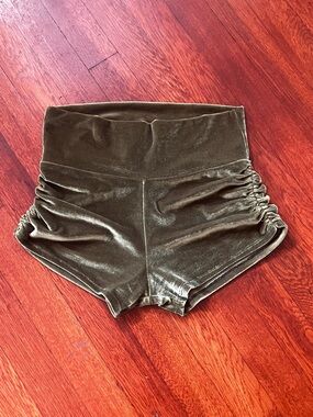 High-Waist Velvet Ruched Women’s Booty Shorts — Olive Green